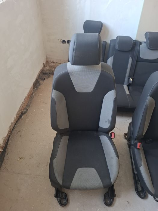 Салон Ford Focus