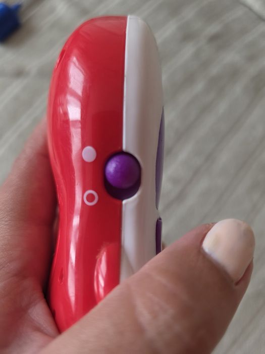 Interaktywny Telefonik Edukacyjny Fisher-Price – Światła i Melodie
