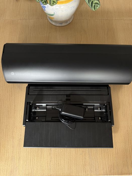 Silhouette Cameo 5
