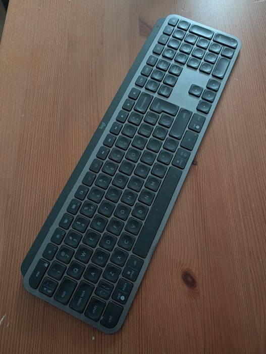 Logitech MX Keys