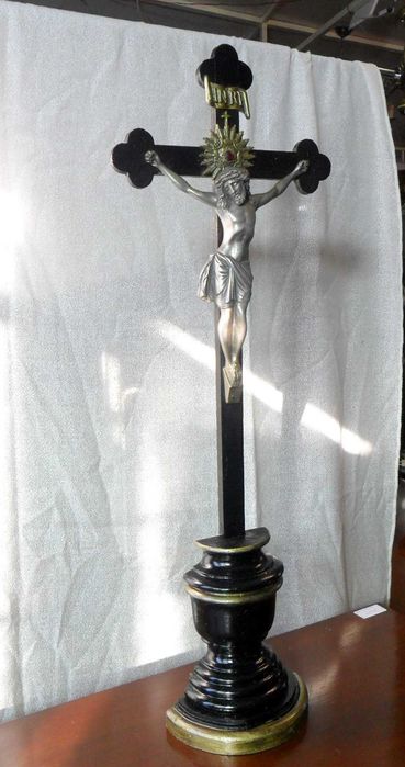 Crucifixo Madeira / metal - 74 cms de altura