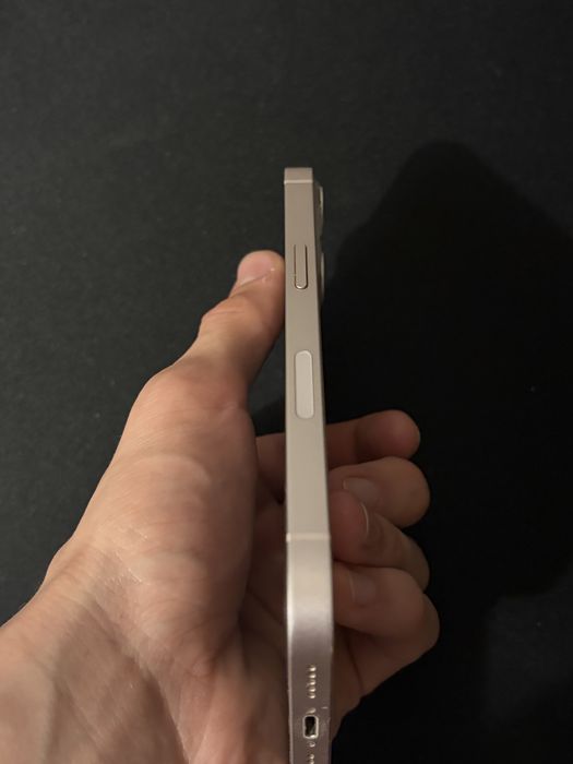 iPhone 13  розбитий екран