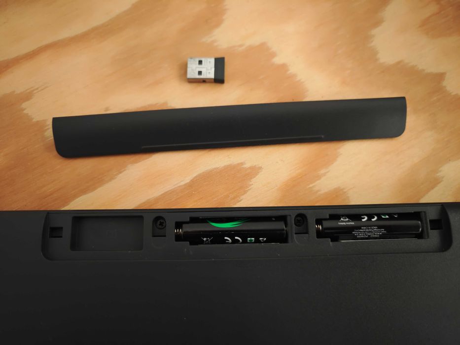 Microsoft All-in-One Media Wireless Keyboard