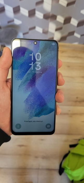 Samsung s21 fe 128 gb jak nowy