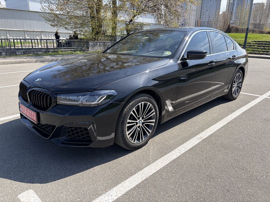 BMW 5-series. G30