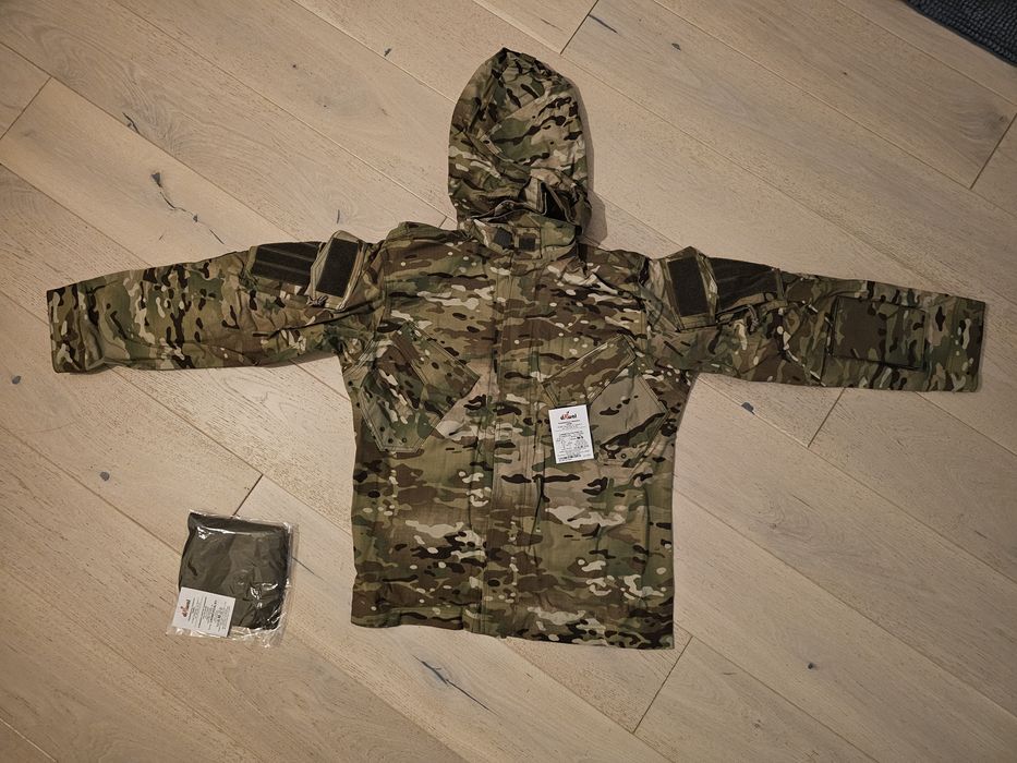 Kombinezon ćwiczebny Multicam + gratis