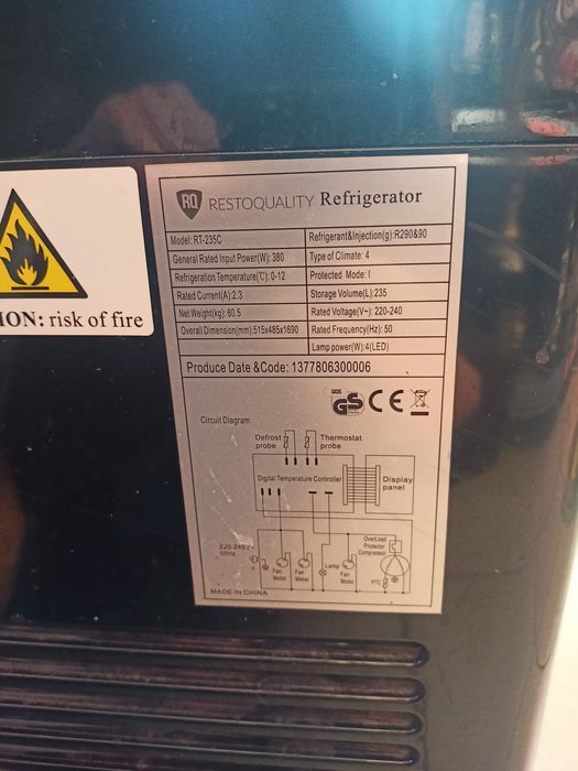 Witryna cukiernicza rt-235c