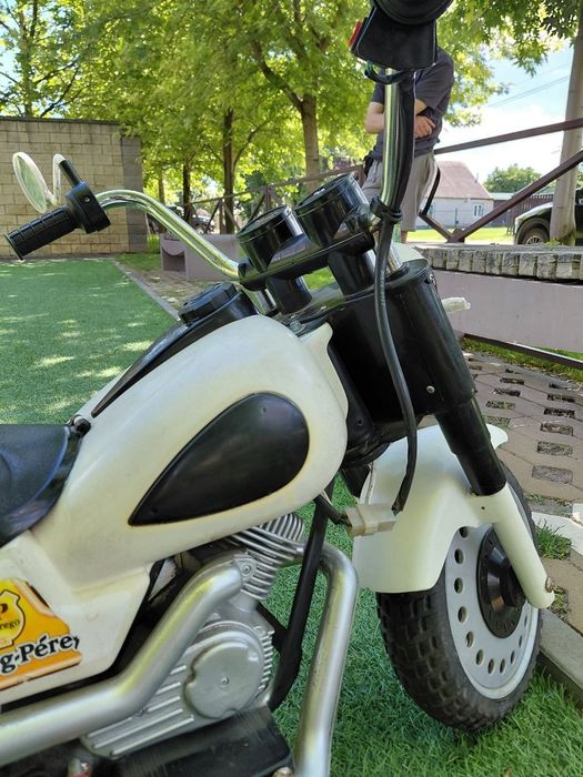 Мотоцикл дитячий електро peg peregо під harley