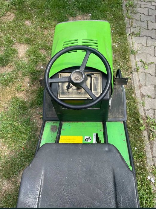 sprzedam traktorek ogrodowy bez kosiska