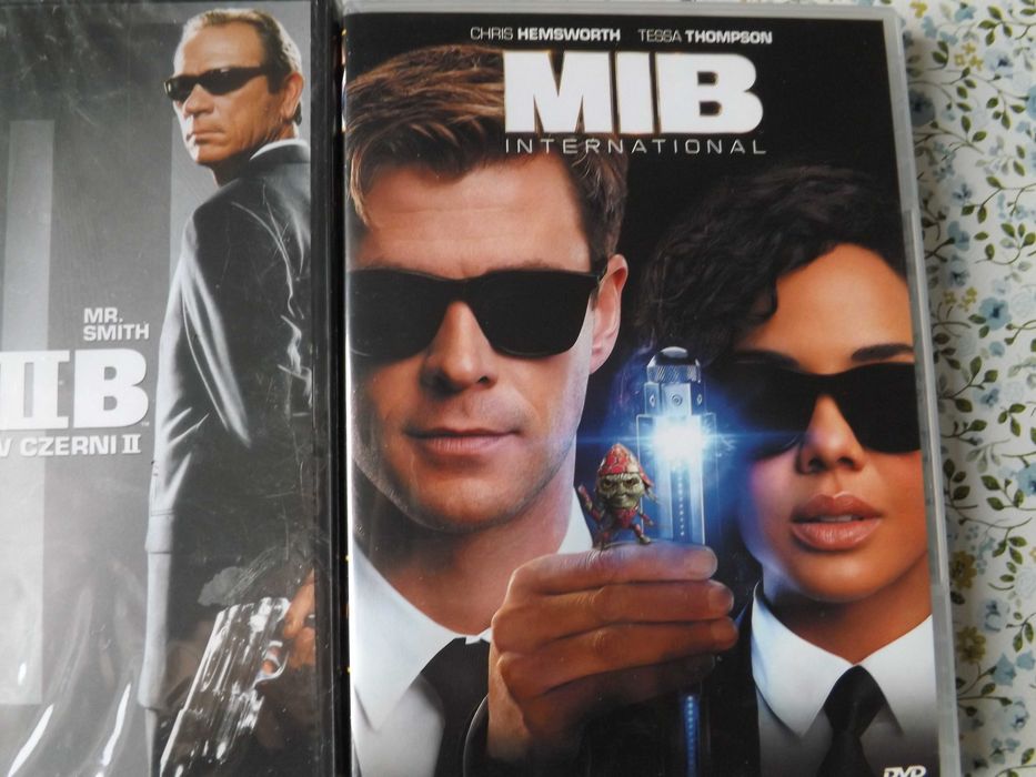 MiB Faceci w czerni filmy bajka sf dvd trylogia