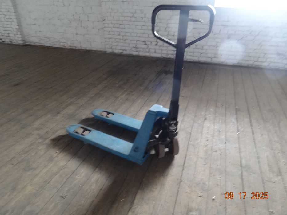 Sprzedam wózek paletowy krótki