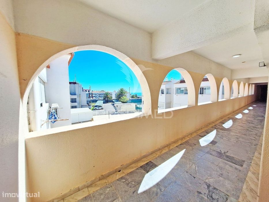Arrecadação transformada em espaço habitacional – Santa Eulália, Al...