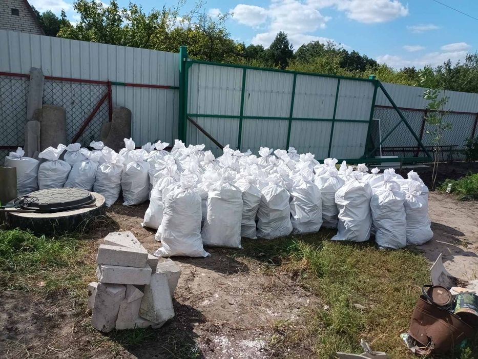 Вивіз будівельного хламу з вантажниками