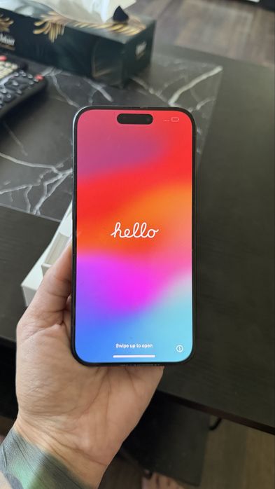 Iphone 15 pro w idealnym stanie