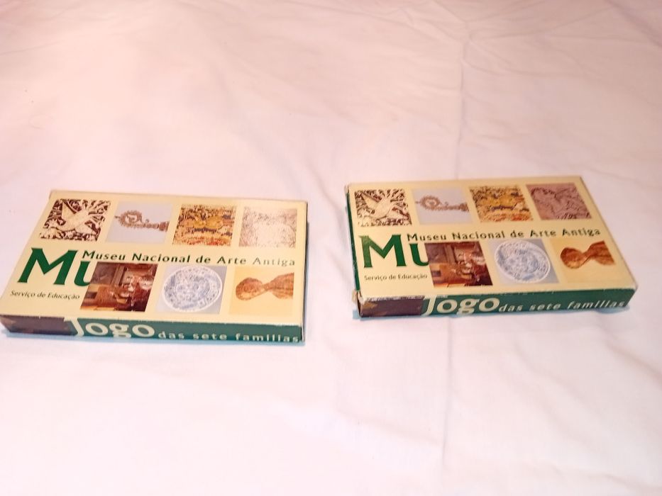 Conjunto de 2 Baralhos Jogo das 7 Famílias Museu Nacional da Arte