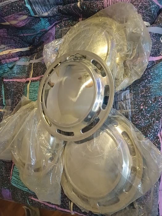 tampão de roda cromado estilo clássico