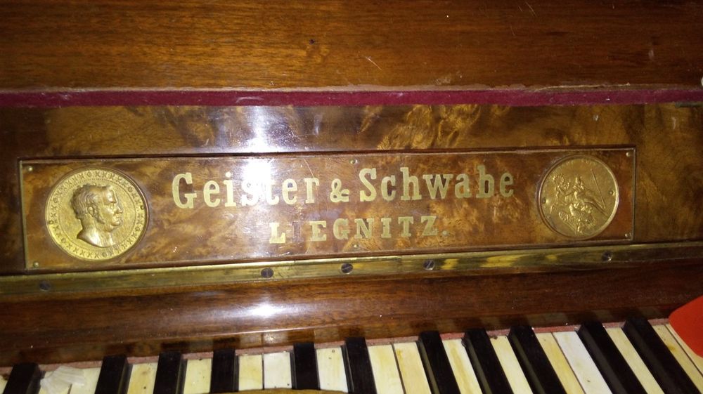 пианино старинное Немецкое