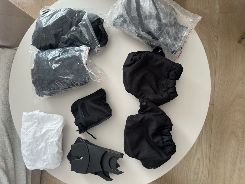 Zestaw wózek 2 w 1 plus fotelik z bazą