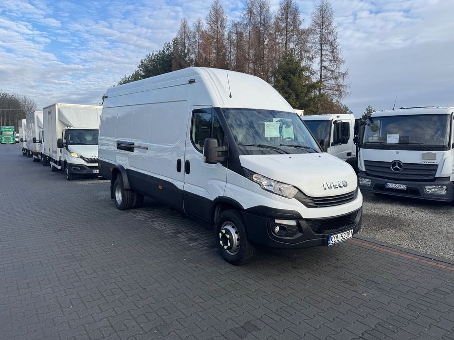 Iveco 70c18 72c17 65c15 50c17 50c15 35c15 35c14  IVECO DAILY 70c18 Blaszak MAX 3.0 kat. B 3.5T MALY PRZEBIEG !!