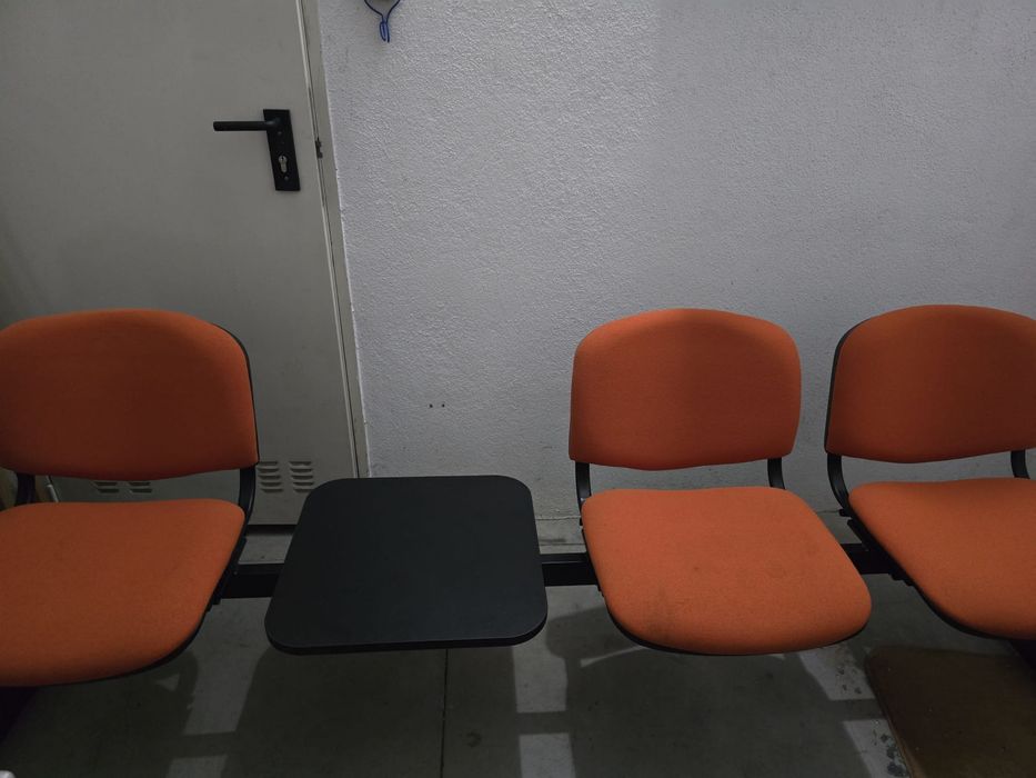 Conjunto cadeiras sala de espera