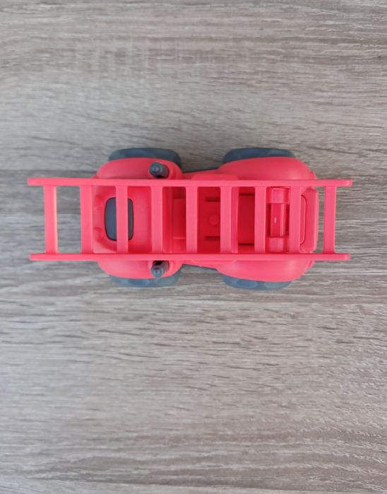 Нова пожежна машинка