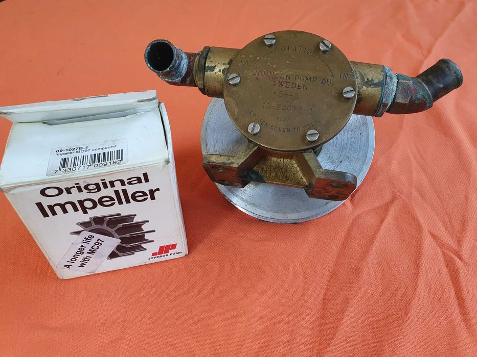 JOHNSON F5B-8   pompa wody zaburtowej