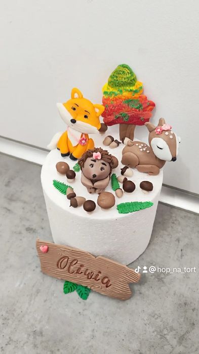 Lis sarna jeż na tort figurki ozdoby z masy cukrowej leśne zwierzątka
