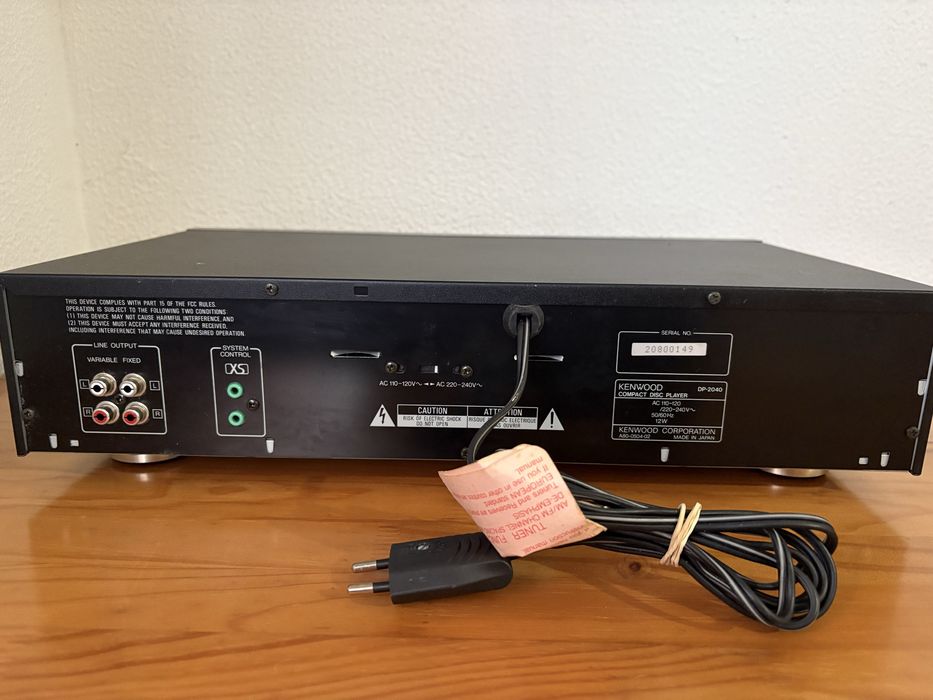 Leitor de CDs Kenwood DP-2040