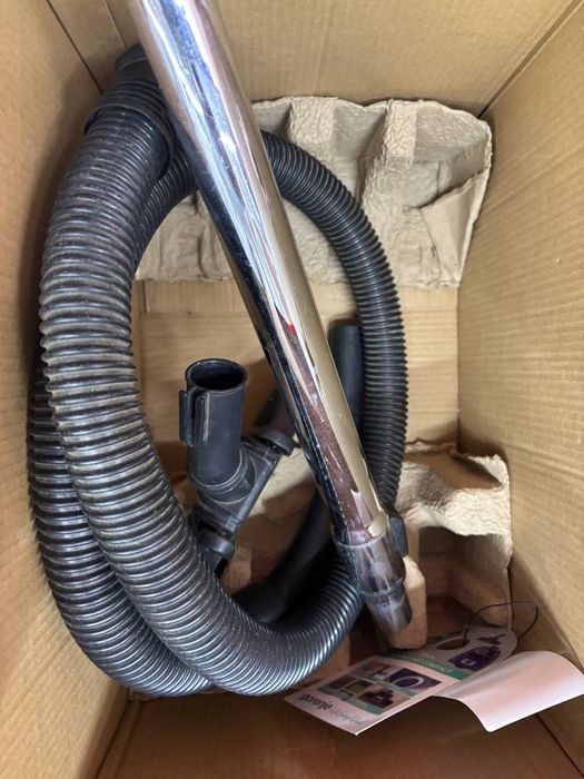 Пилосос Gorenje.