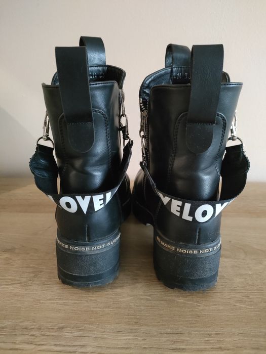 Czarne workery LOVE rozm.36