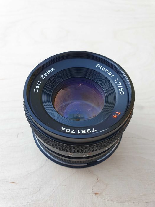 Zeiss Planar T* 50mm / F 1.7 CANON EF Leitax - C/Y Contax Yashica
