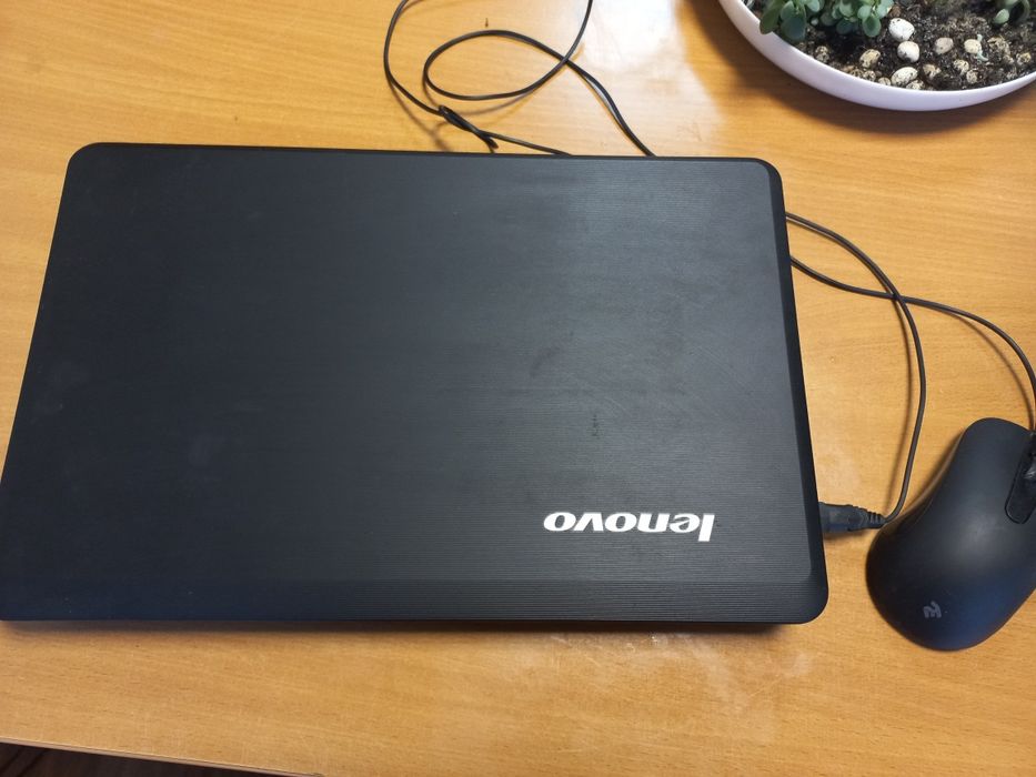 Ноутбук Lenovo В55u