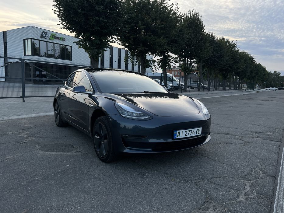 Tesla 3 ( Тесла модел 3 )
