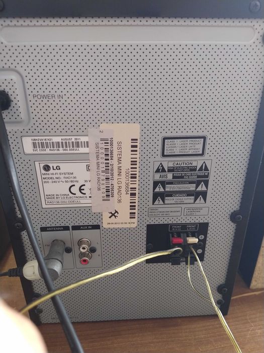 Mini System LG com potência de 130W RMS e entrada USB