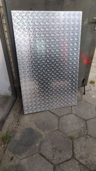 Blacha aluminiowa ryflowana 1250/800/3