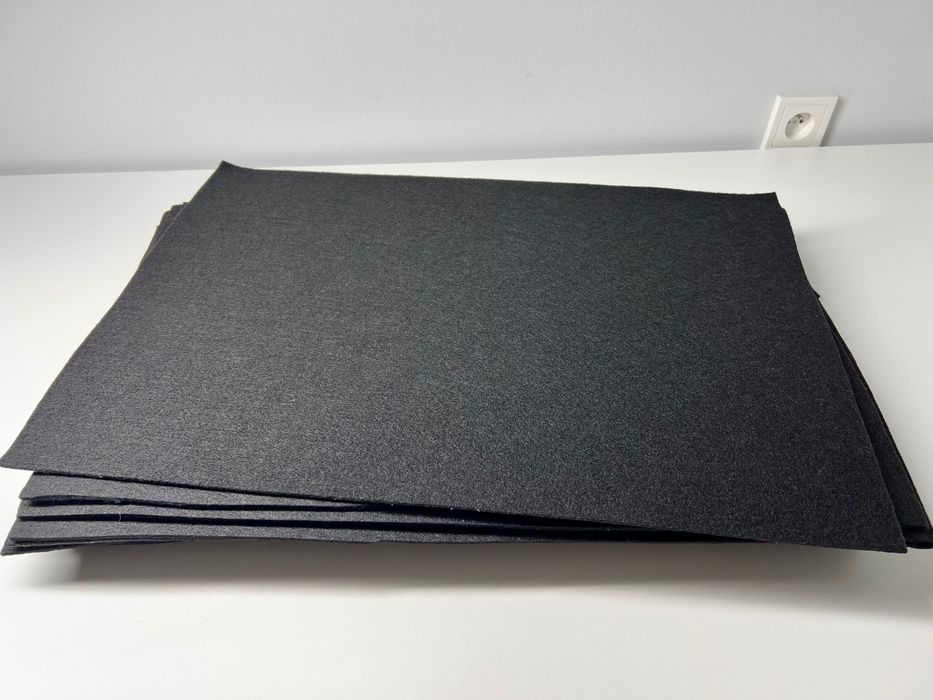 Filc czarny 3mm 40 x 60 cm - 14 szt