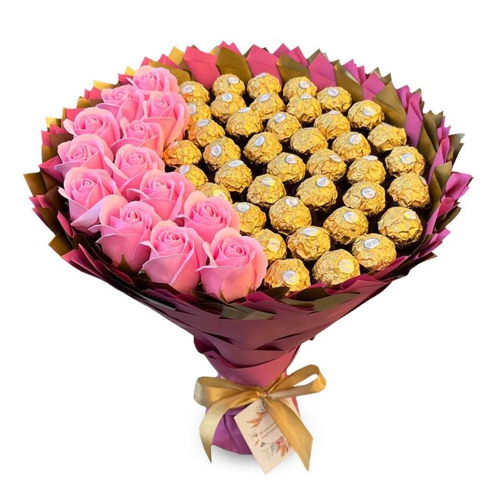 Bukiet Ferrero Rocher i róże. Idealny prezent na ślub lub inne okazje