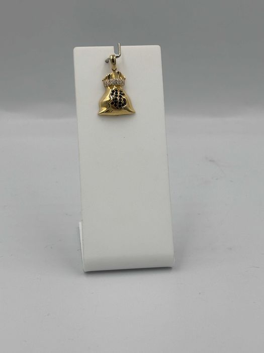 Złota zawieszka 585