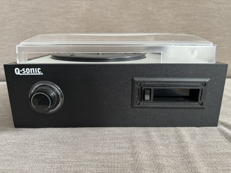 Gramofon Q-Sonic
