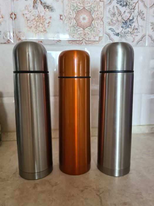 Термоси об'ємом 0,5 літри