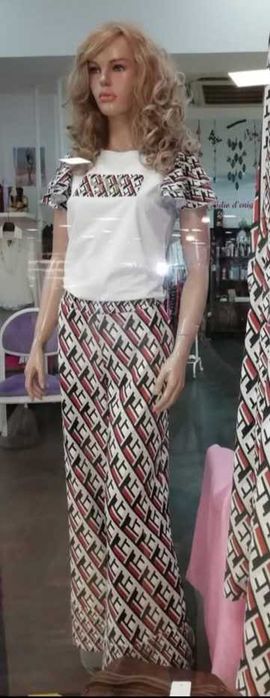 4 manequins ótimo estado e expositores