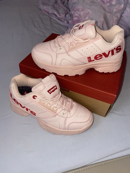 Buty levis 39 nowe