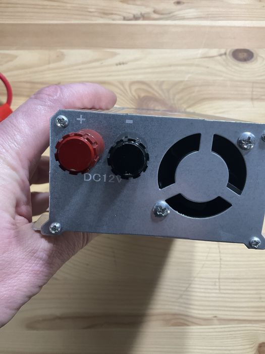 Інвертор 12вольт-220вольт з модифікованою синусоідою