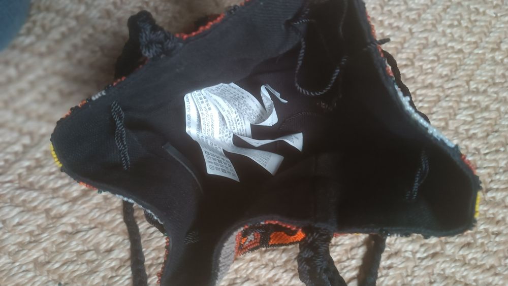 Śliczna torebeczka sakiewka koraliki Zara