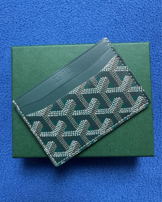Porta-cartões Goyard Verde – Clássico e Elegante