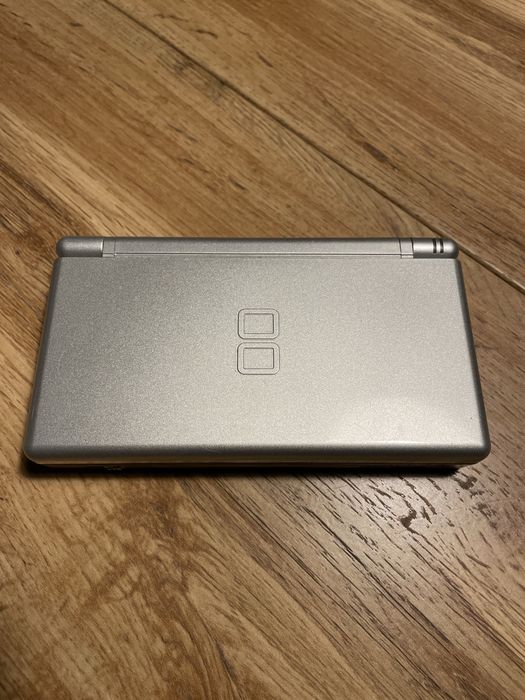 Nintendo DS lite
