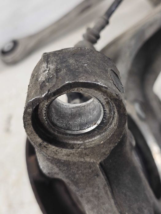 Zwrotnica prawa przednia przód 8k0407258l AUDI A4 B8 A5 LIFT 11-15 Q5 8R A6 C7