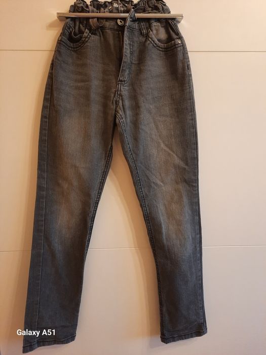 Spodnie jeansy chlopiece szare rozmiar 146