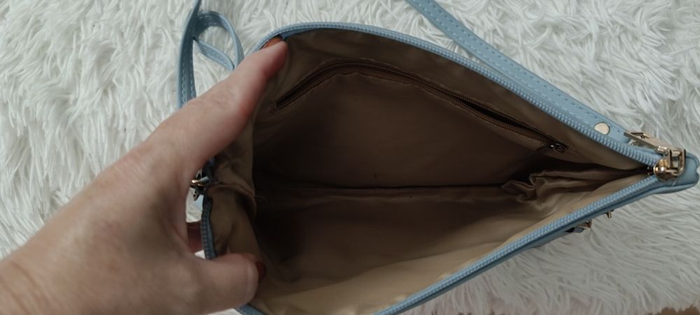 Mala à tiracolo azul claro