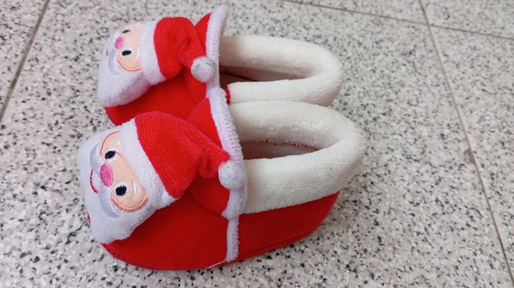 Pantufas bebé pai natal